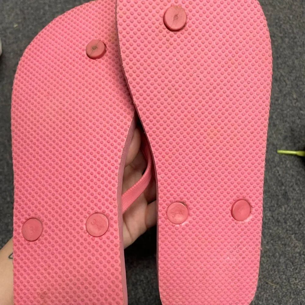 Old Navy Pink Flip Flops - Picture 2 of 3